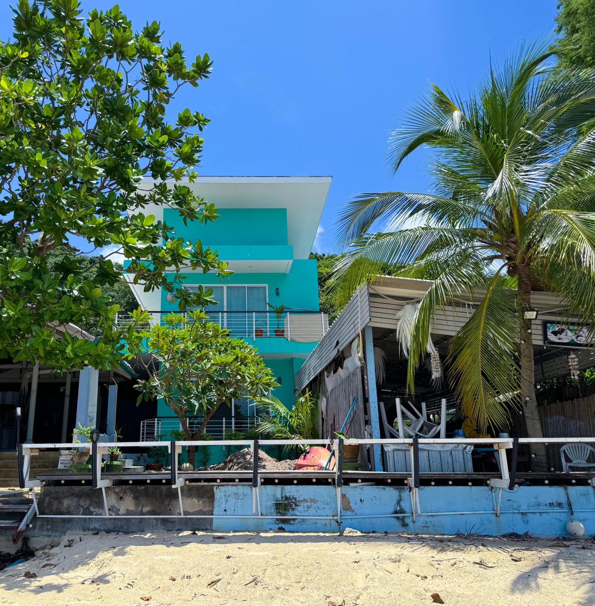 Sea Dreamer Beachfront Apartments Phuket Kültér fotó